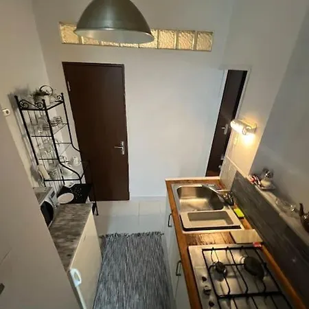 Lovely Apartment In Villa In Bucharest Exterior photo