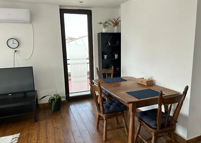Lovely Apartment In Villa In Bucharest