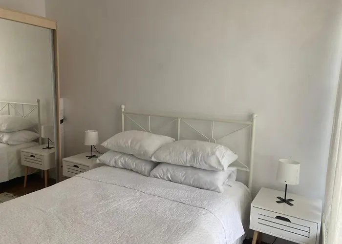 Lovely Apartment In Villa In Bucharest